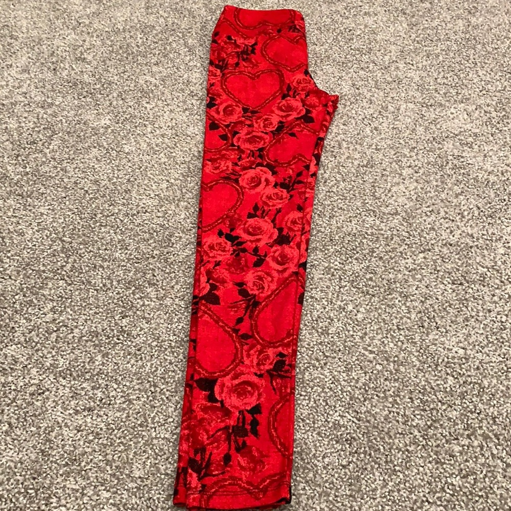 VALENTINE’s DAY LuLaRoe Leggings